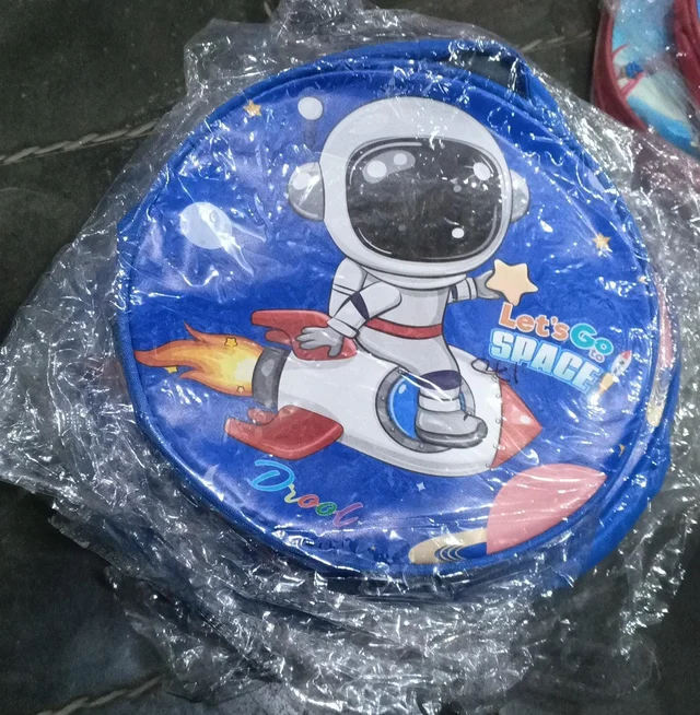 New round sling bags for kids Premium quality