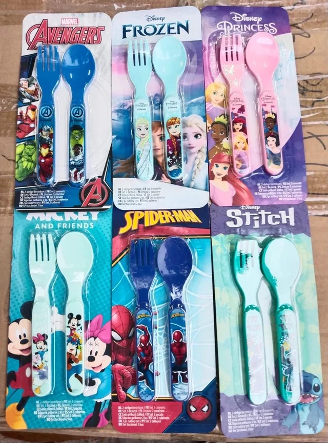 New cutlery sets in stock Only girl or boy choice possible character random only