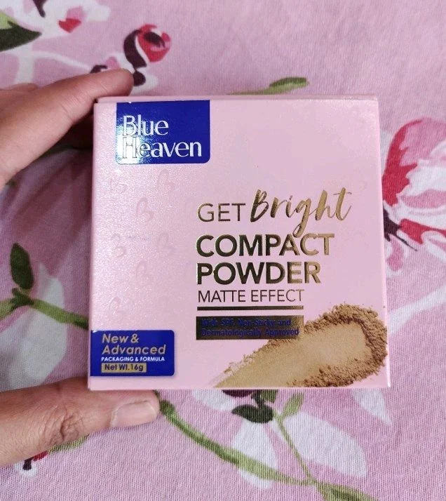 Blue Heaven Bright Compact Powder 