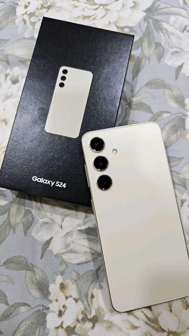 Samsung Galaxy S24 5G - Verified Excellent Condition