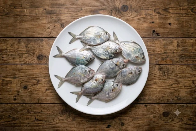 FreshFin Silverbelly / Chanda Fish - medium, 1kg, Whole / Uncut