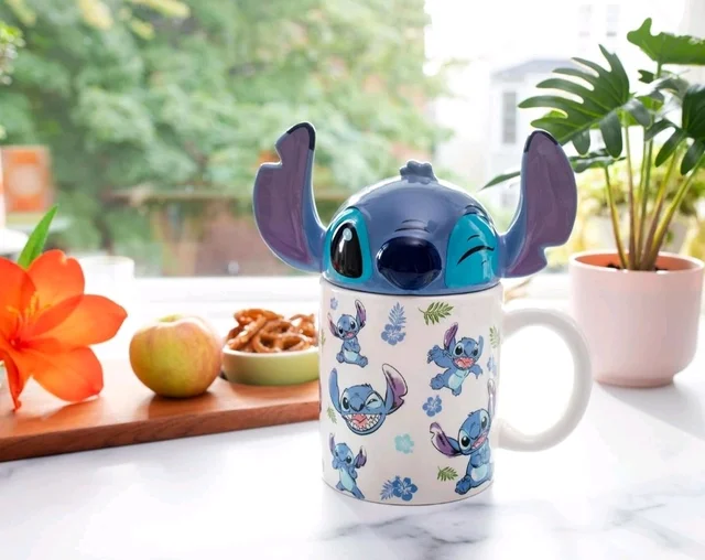 KV3096-T9 DISNEY STITCH CERAMIC MUG WITH SCULPTED TOPPER
