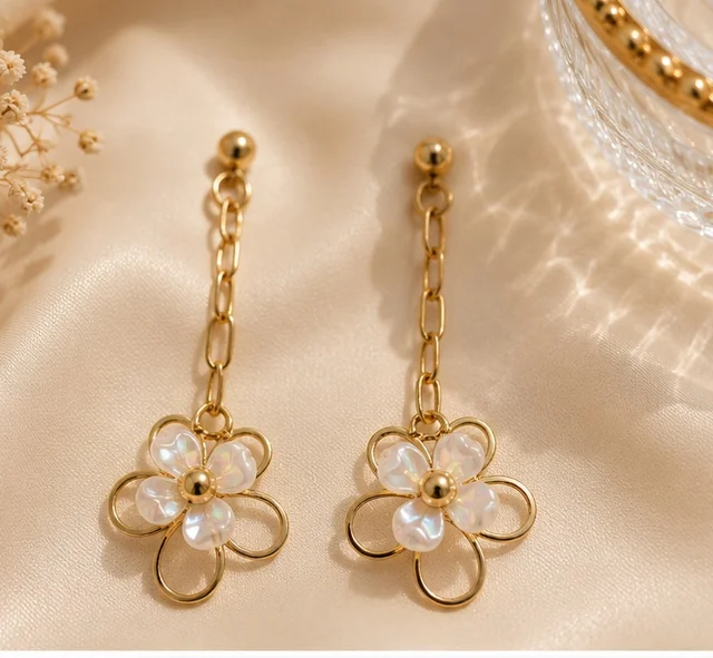 Flower With Golden Border Earrings