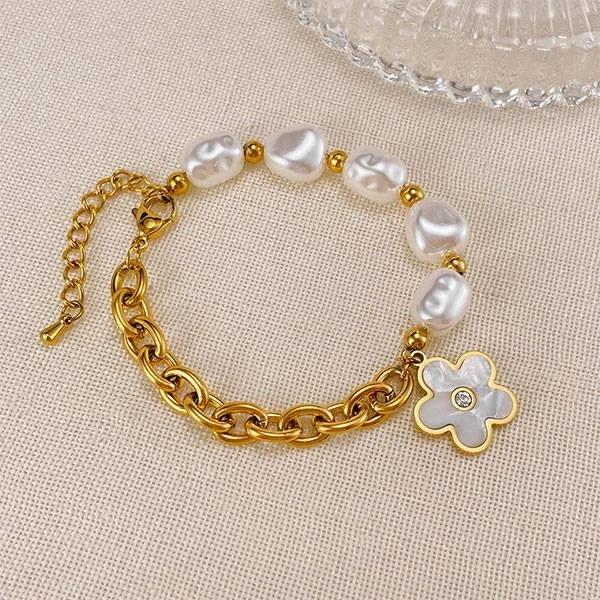 Bracelet With Flower And Pearl ( Anti Tarnish ) 