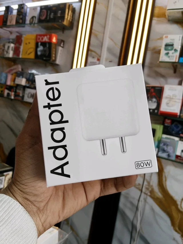 Oppo 80w adapter   In Warranty 6 Month 