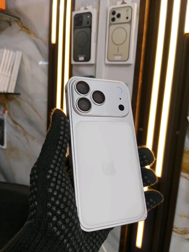 IPhone 13pro To 17pro Converter Premium Quality Product - Oranges
