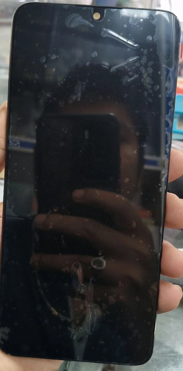SHARK 5G DISPLAY WITH FRAME