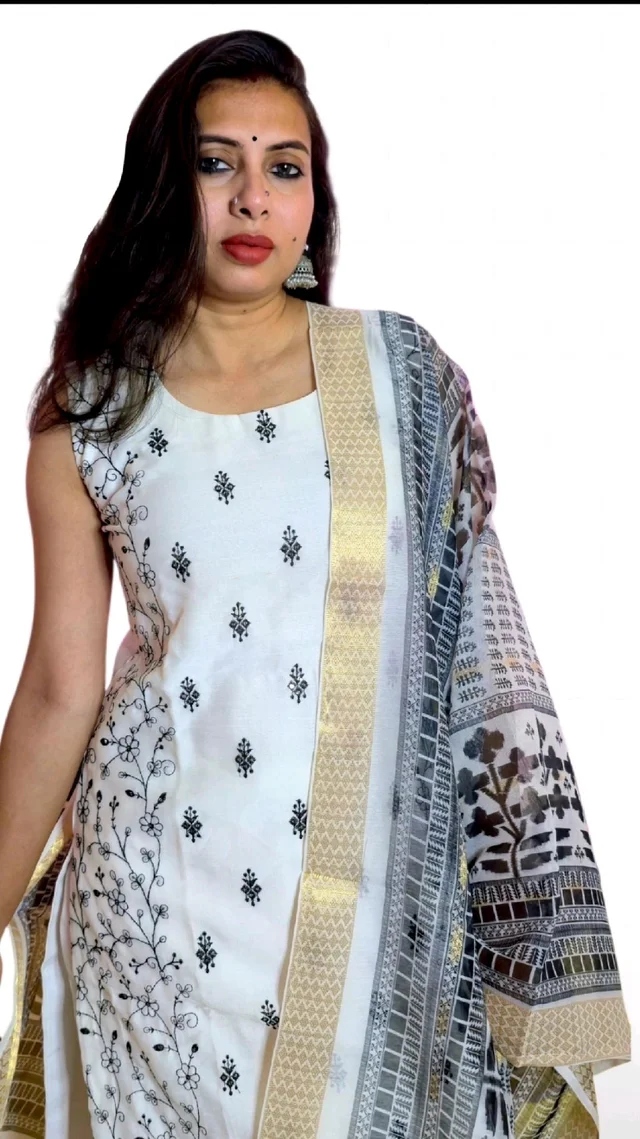 APARAJITA Festive 3Pc Kurti Set - L