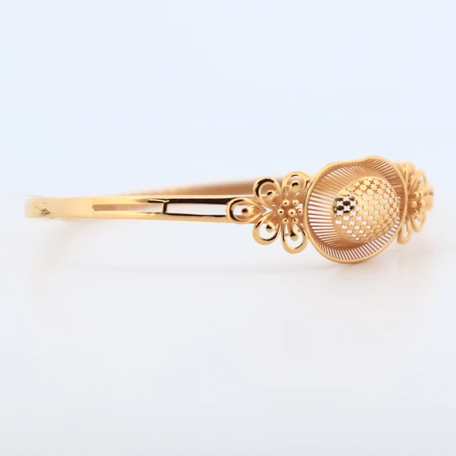 9 Karat Bracelet 