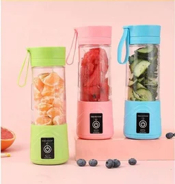 4-Blade Portable USB Rechargeable Electric Juicer & Smoothie Maker