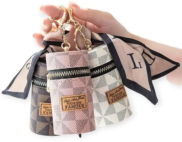 Mini Silicone Coin Purse Keychain – Cute Earphone Storage Bag & Key Ring Pouch for AirPods, Cash & Small Travel Essentials
