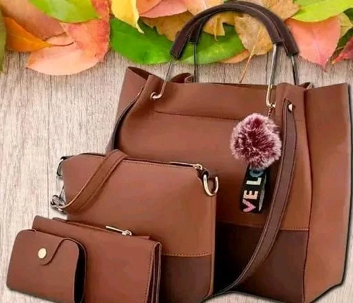 Ladies Purse set of 4