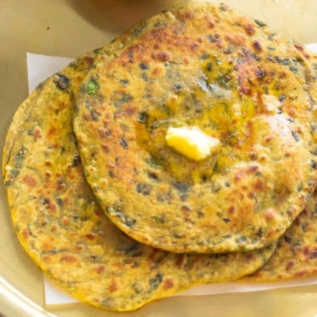 Aloo Methi Paratha 
