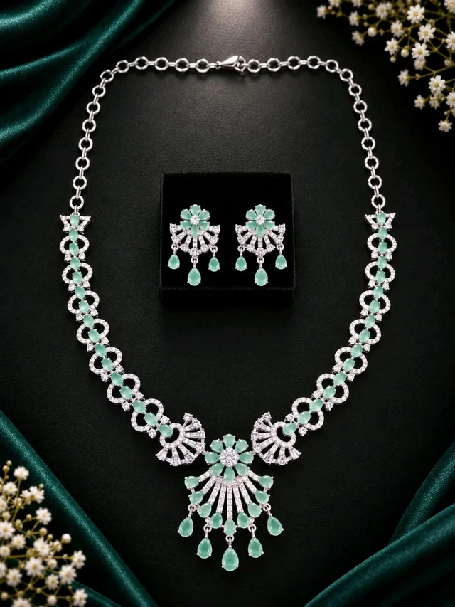 Crystal Link Elegance Necklace Set