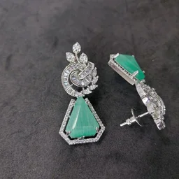 Shiny Gold Art And Jewellery Trending Jewellery Design Earring - Mint Green