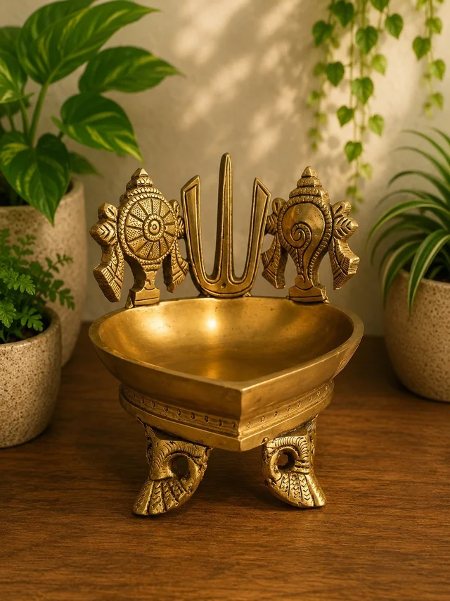 GS Decors Brass Sangu Chankara Namam Diya 4.5''