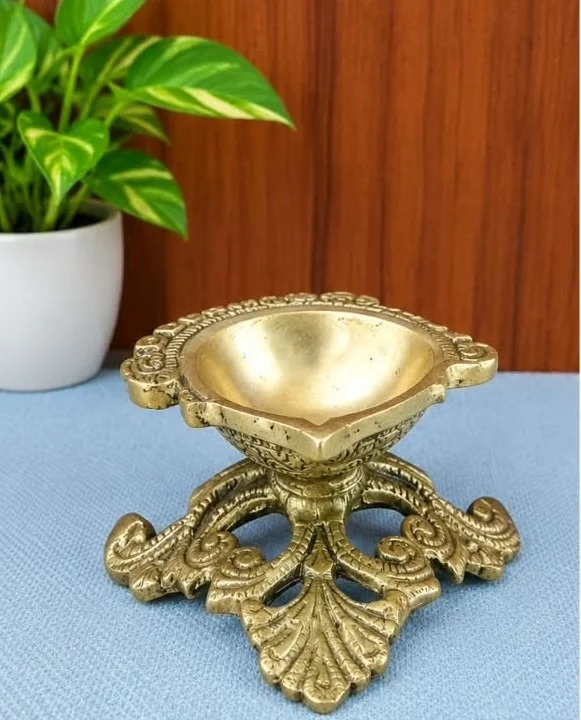 Brass Designer Base Diya 1.5''