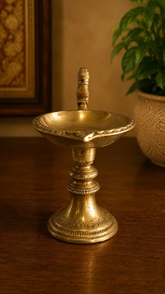 GS Decors Brass Single Face handle diya 5.5''