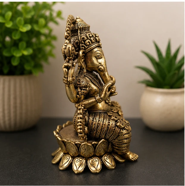 GS Decors Brass Fine art Ganesha on lotus base 4''