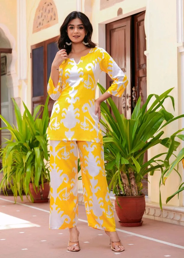 shobhit Women Viscose Rayon Kurti Palazzo Set