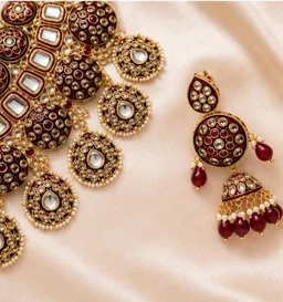 ELEGANT KUNDAN NECKLACE SET - Adjustable, Maroon