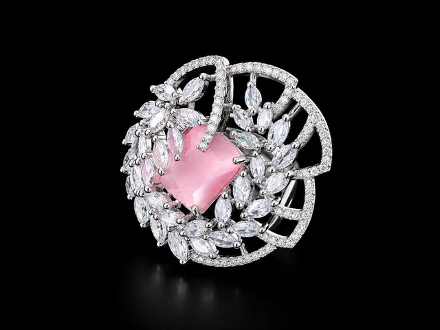 LUXURY FLORAL AMERICAN DIAMOND FINGER RING
