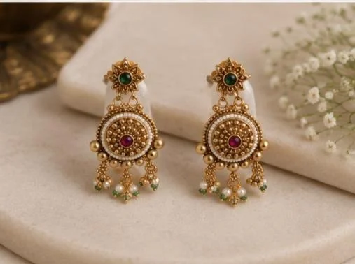 ELEGANT FLORAL RAJWADI NECKLACE SET - Adjustable, White-Green