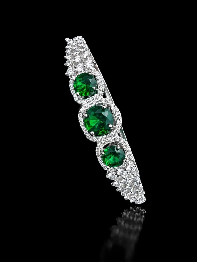 AMERICAN DIAMOND GREEN STONE DESIGNER BRACELET