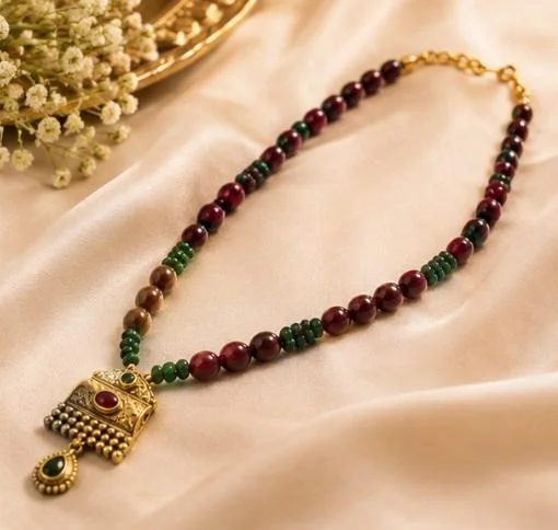 PREMIUM-SEMI PRECIOUS QUARTZ STONE BEADS HARAM - Adjustable, Red-Green