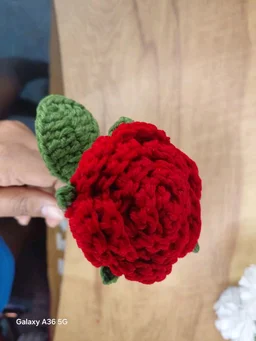 2 piece: Handcrafted Artisan Roses Collection Duo crochet Rose Set Of 2