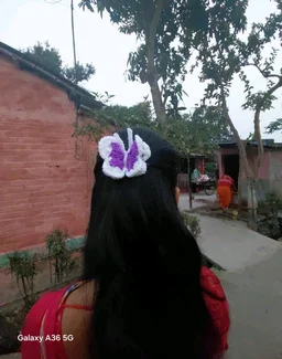 Hand-Crocheted Calla Lily Butterfly Hairclip - Pearl And Amethyst