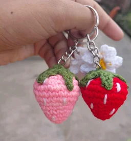 2piece: Hand Crocheted Strawberry Keychains (Red&Pink)