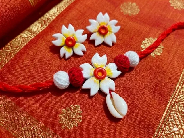 Handmade Pendant Necklace & Earrings Set 1