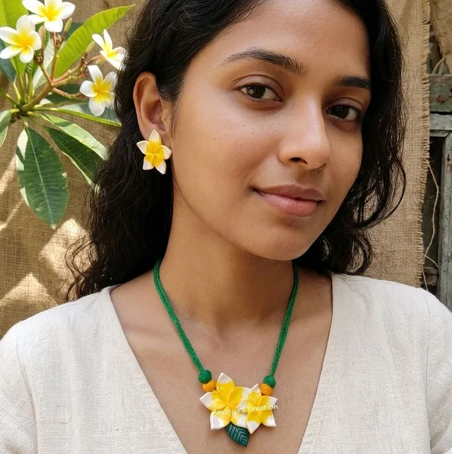 Handmade Pendant Necklace And Earrings Set 1