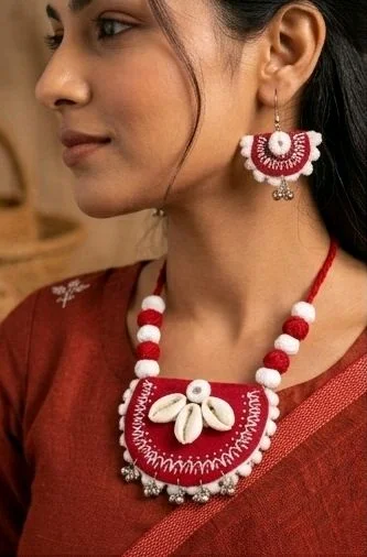 Handmade Cowrie Shell Jewellery Set
