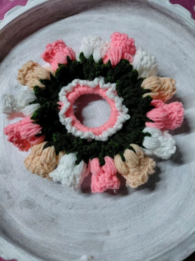 SenCrafts Handmade Crocheted Multicolour Scrunchies