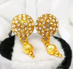 Golden Anti Turnished Earrings Set