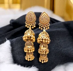 Golden Anti Turnished Earrings Set