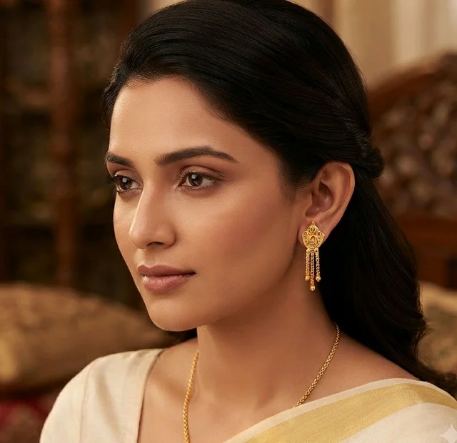 Golden Anti Turnished Earrings Set