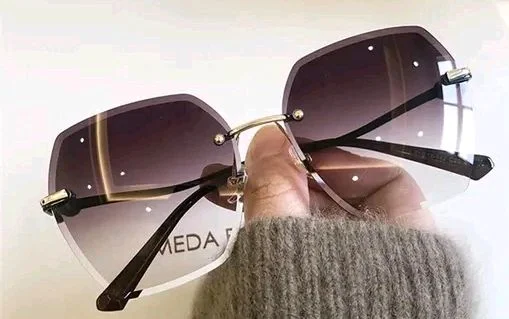 Woman Sunglasses 