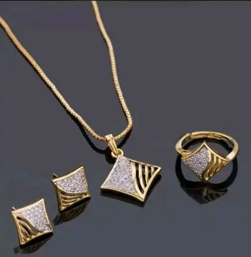 Golden Jewellery For Women & Girls 