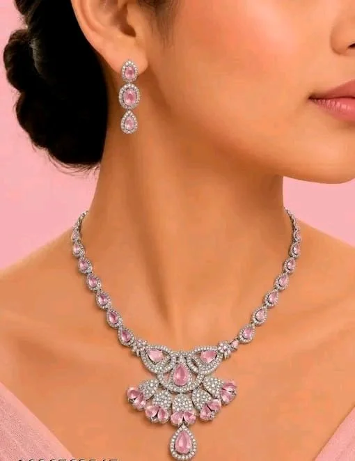 Emerald pink Necklace Set