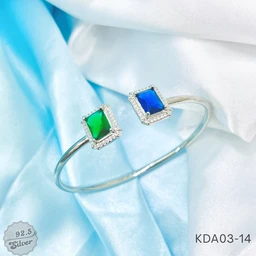 Livia Hollow Flex Kada - KDA03-14