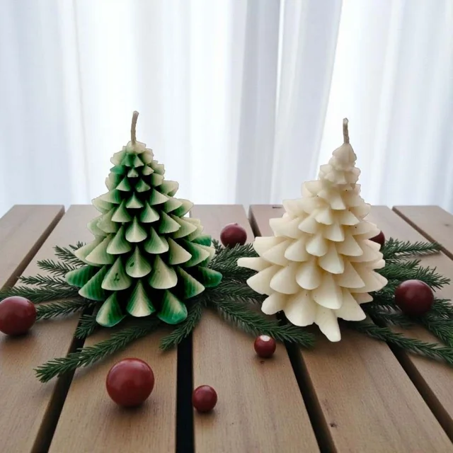 Christmas Tree Scented Candle (2 Pcs) - Honeysuckle Dew