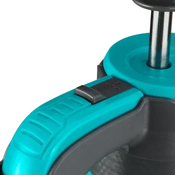 Total Tools TOTAL TOOLS 2L Pressure Sprayer with Safety Pressure Release Valve and Adjustable Nozzle - THSPP20202