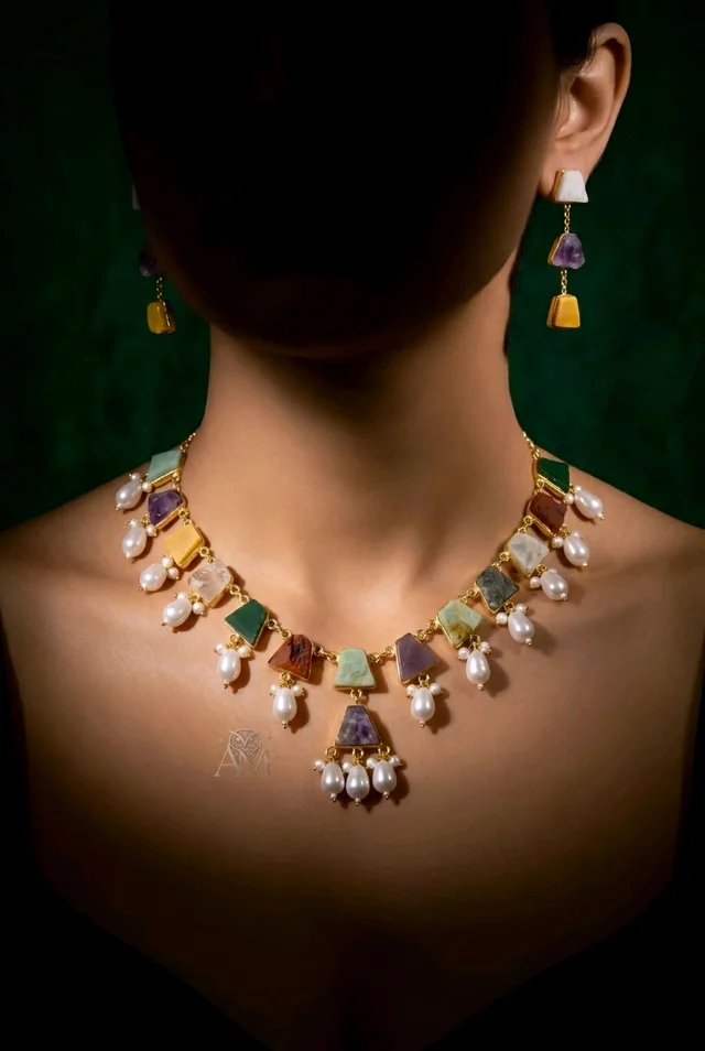 #STN07 Stone Necklace Set - multi colour