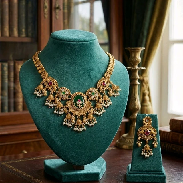 #NTQ16 Antique Heritage Necklace Set