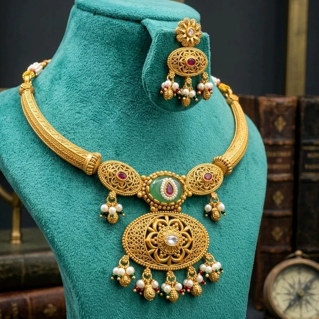#NTQ17 Antique Heritage Necklace Set