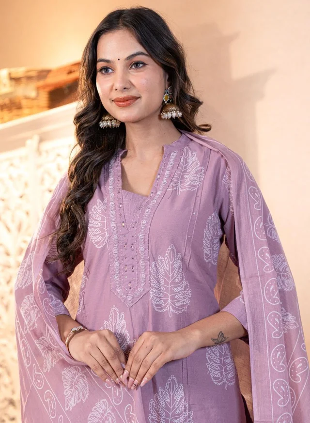 Light Lilac Embroidered Kurta & Dupatta Set