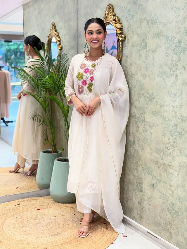 White Pure Cotton Embroidered Kurta, Pant & Dupatta Set